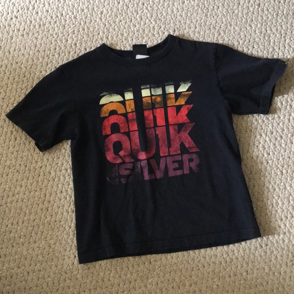 EUC Quiksilver tee